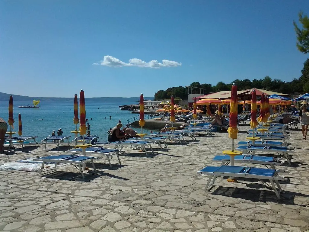 Apartments Lavarin Novi Vinodolski