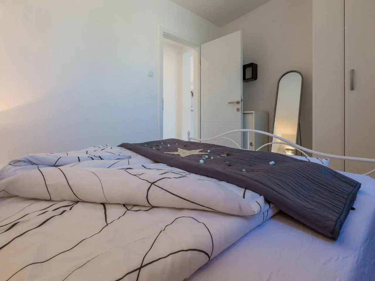 Apartments Lavarin Novi Vinodolski