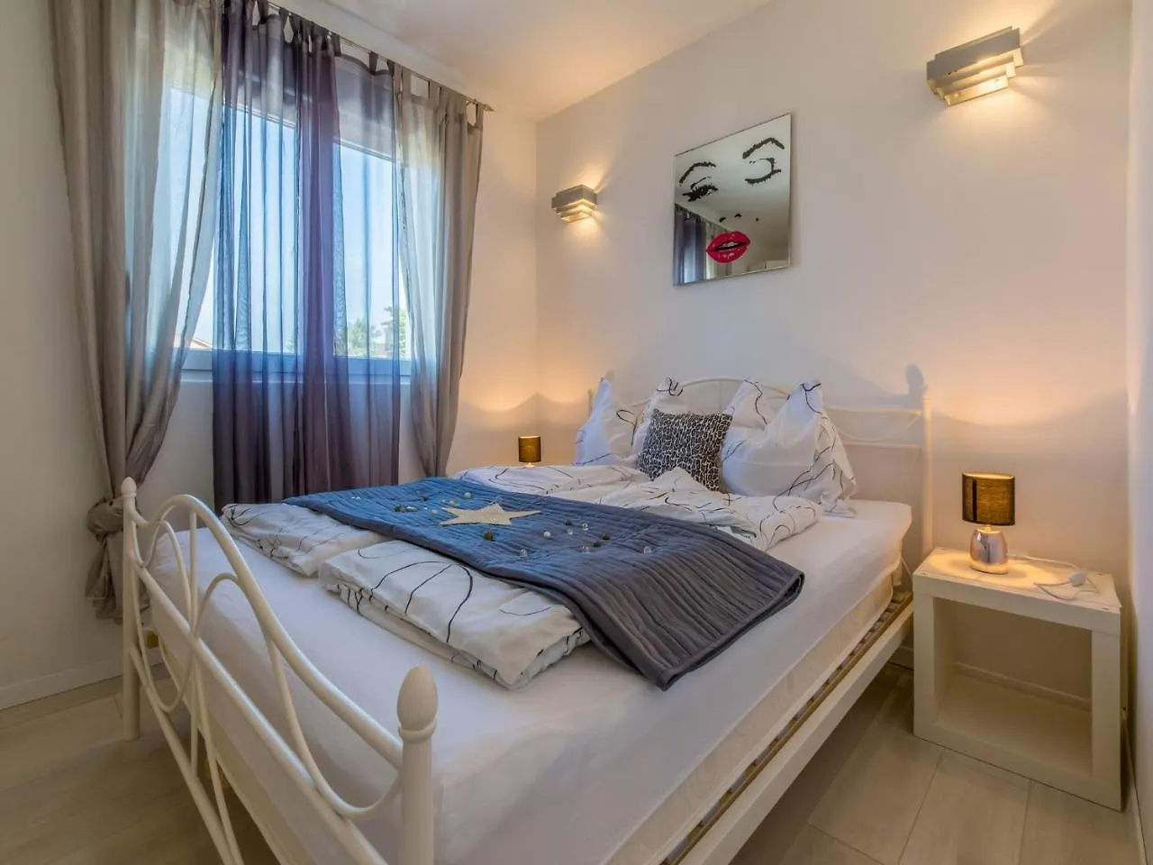 Apartments Lavarin Novi Vinodolski