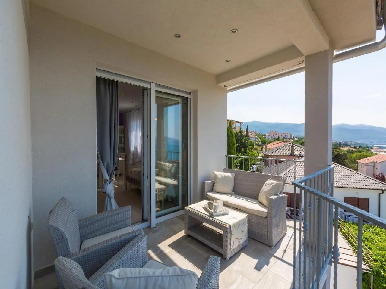 Apartments Lavarin Novi Vinodolski Croatia