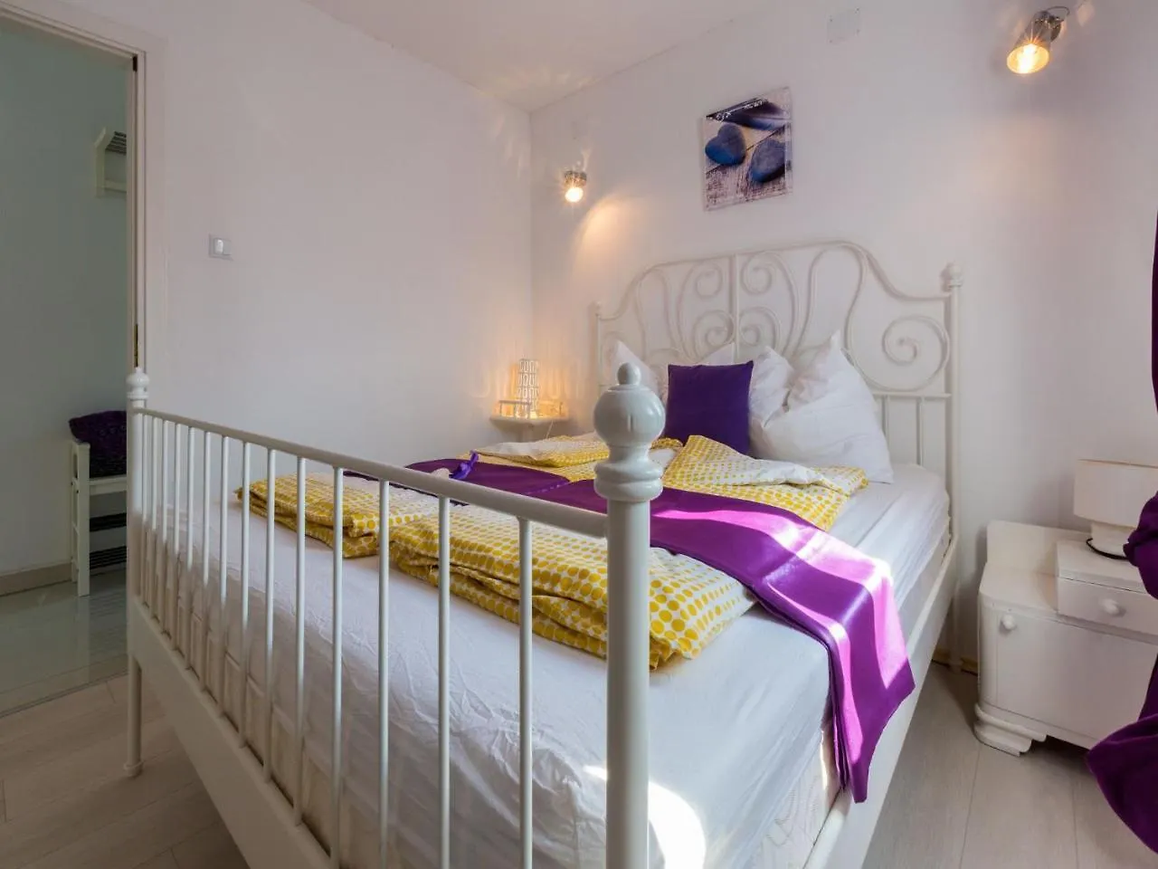 Apartments Lavarin Novi Vinodolski